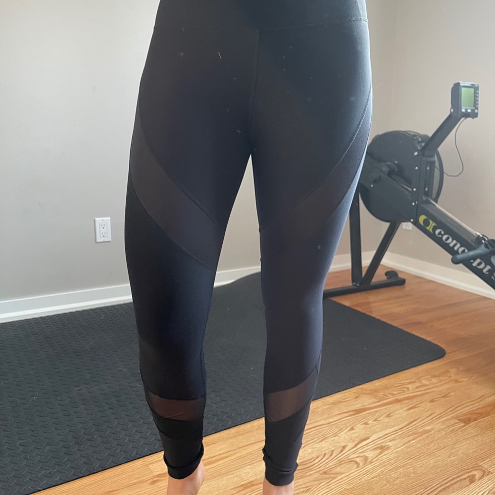 Mondetta leggings.